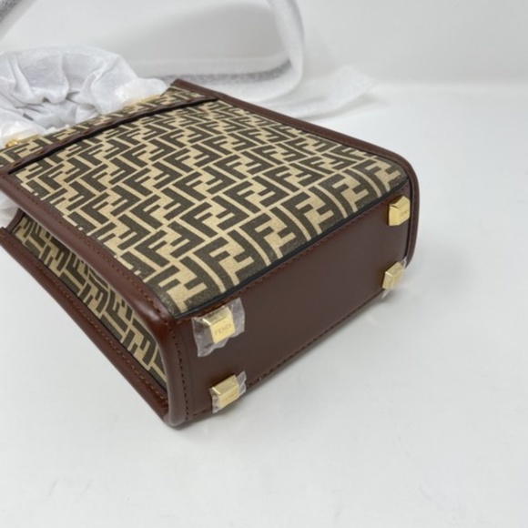 Brand New Fendi Mini Sunshine Suede Tote - Picture 3 of 5